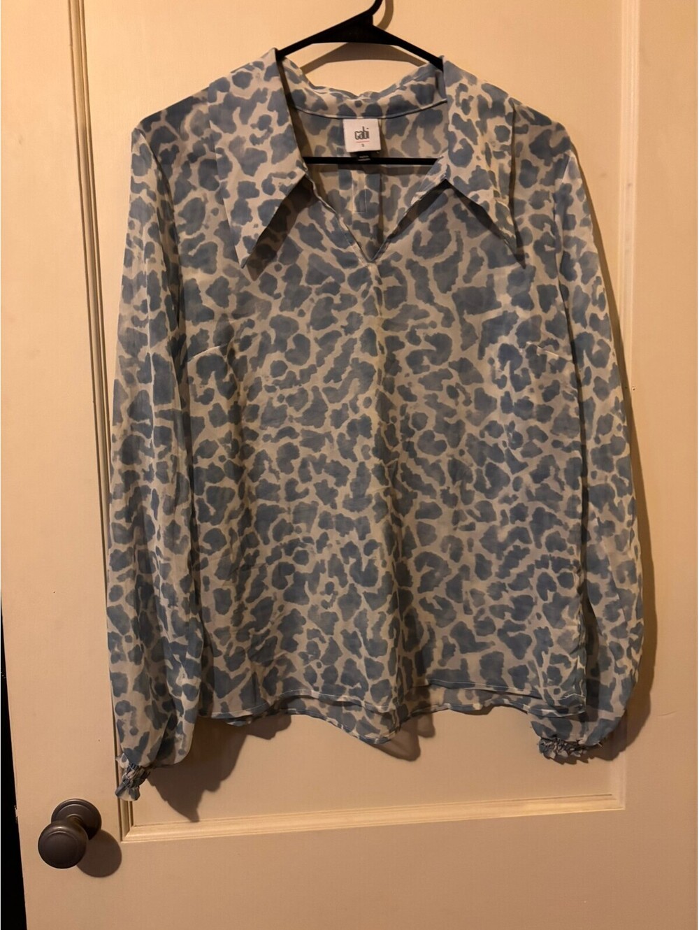 Blue animal print blouse Small